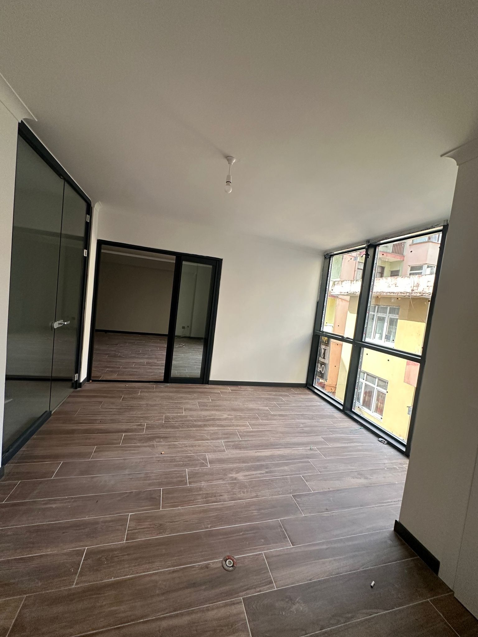 MABEL GAYRİMENKUL/ BEŞİKDÜZÜ/ ÇARŞI İÇİ SATILIK KOMPLE BİNA